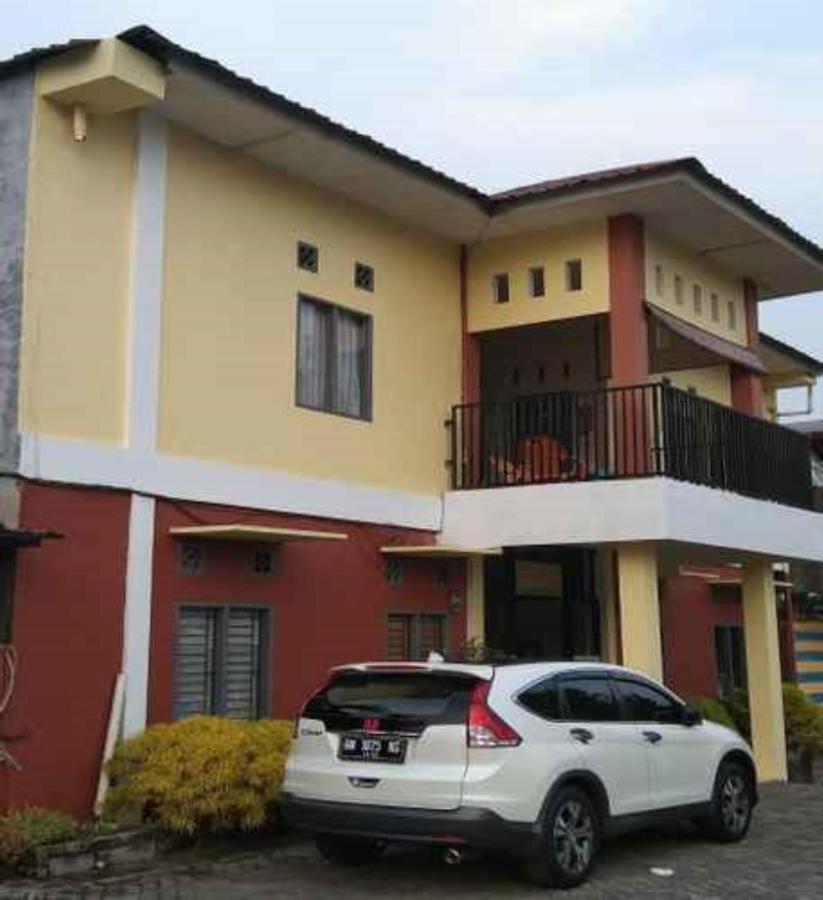Penginapan Syariah Parit  Buitenkant foto